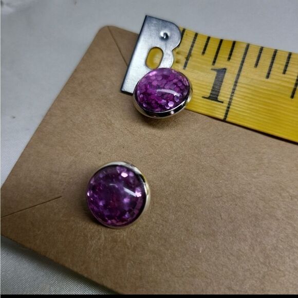 𝅺2 Pair Druzy Quartz Sparkly Glitter Earrings Green & Purple in Silver Setting - Picture 8 of 8